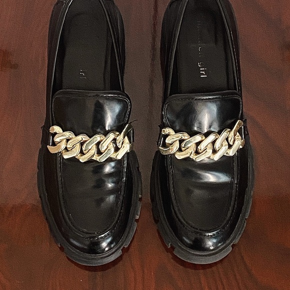 Black Vinyl Steve Madden Platform Loafers - Picture 2 of 4